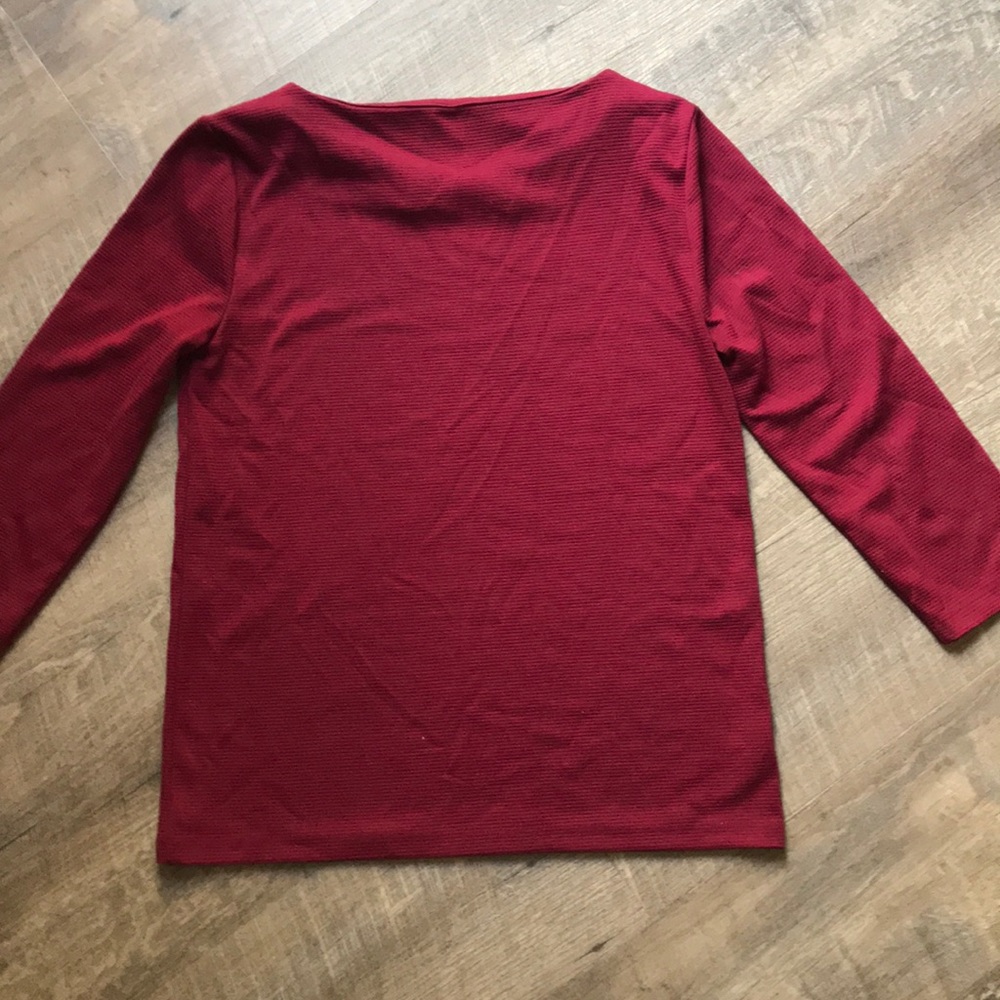 2 Tops - Picture 4 of 4